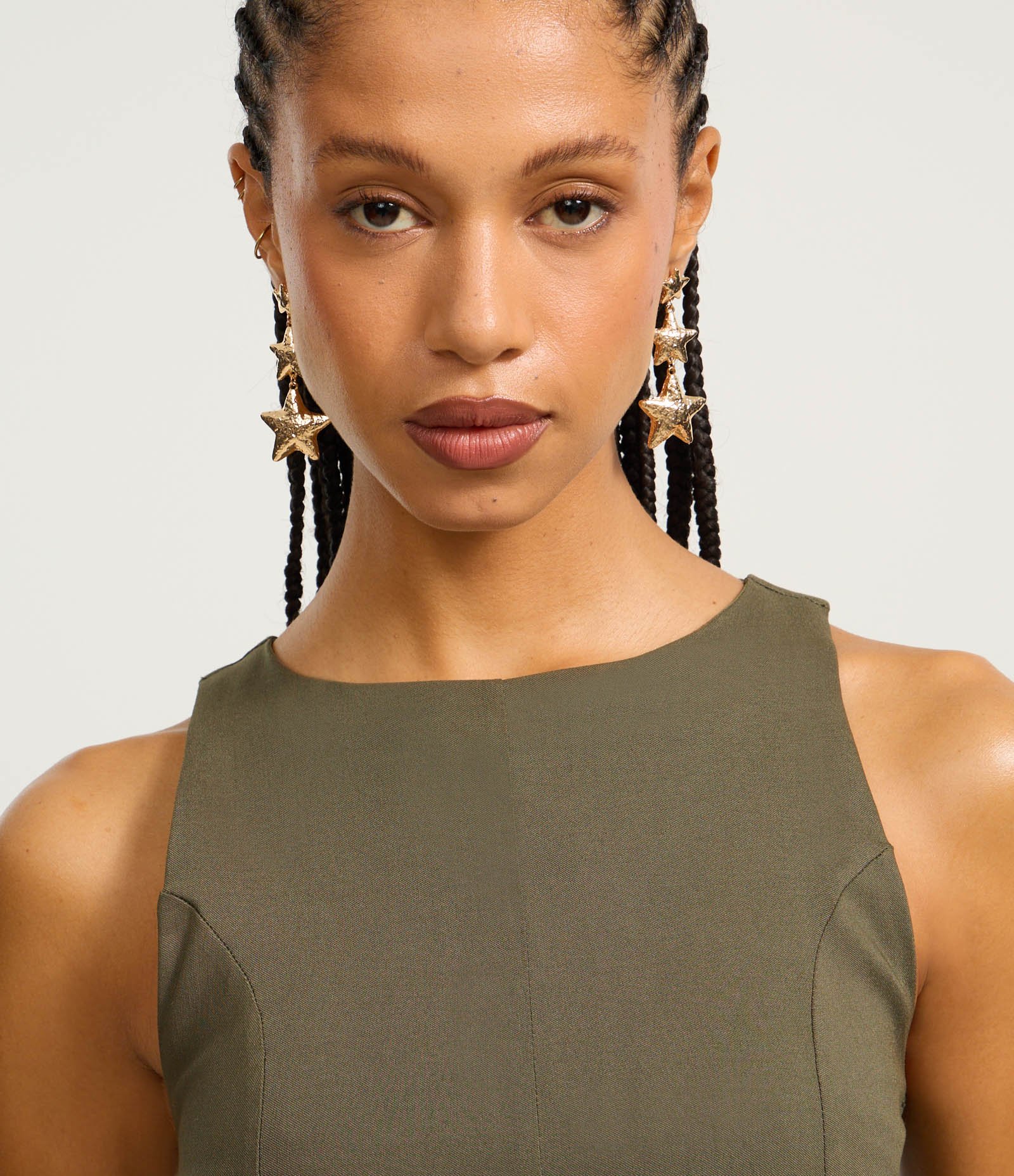 Vestido Curto Evasê em Bengaline com Pregas Verde 3