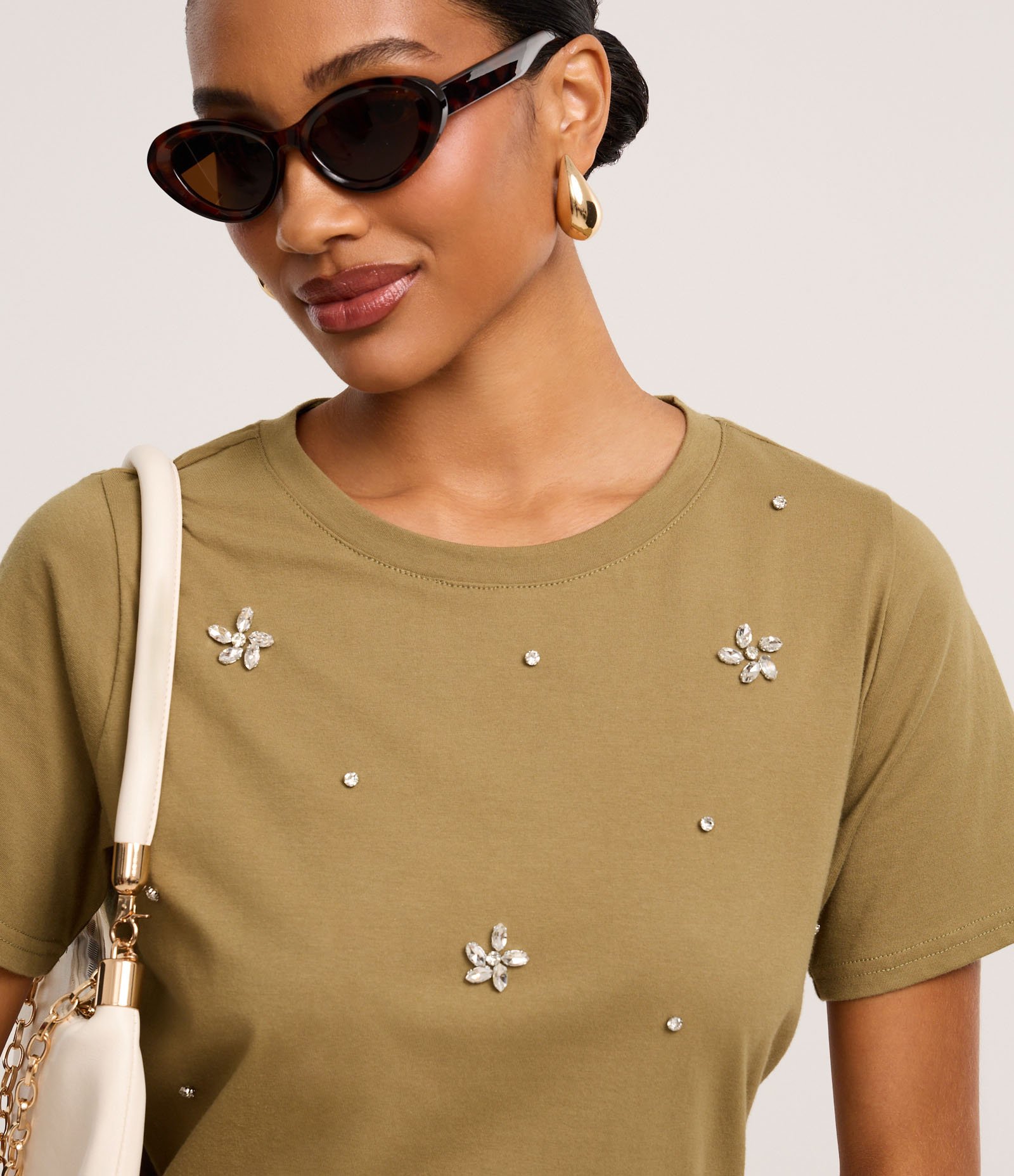 Blusa em Algodão com Flores de Strass Verde 3