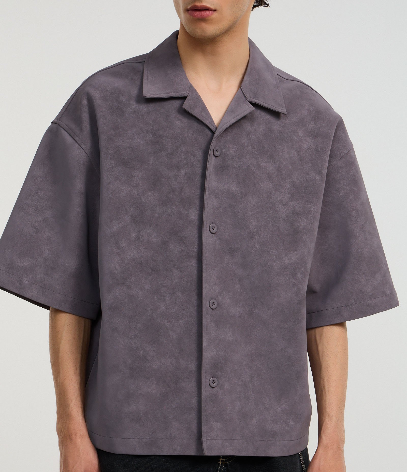 Camisa Oversized em PU Efeito Estonado Cinza 3