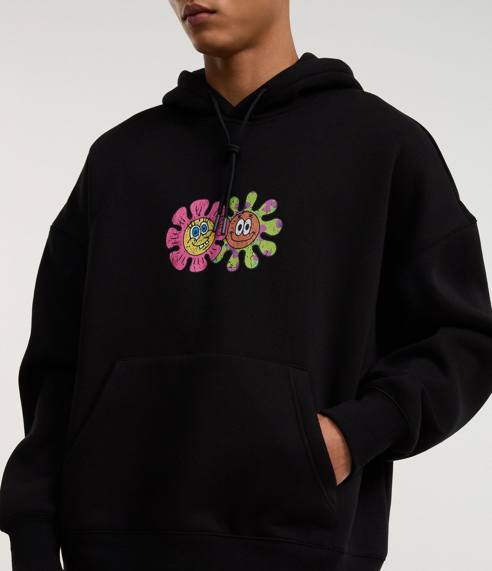 Casaco Boxy em Moletom com Felpa Estampa do Bob Esponja Preto 3