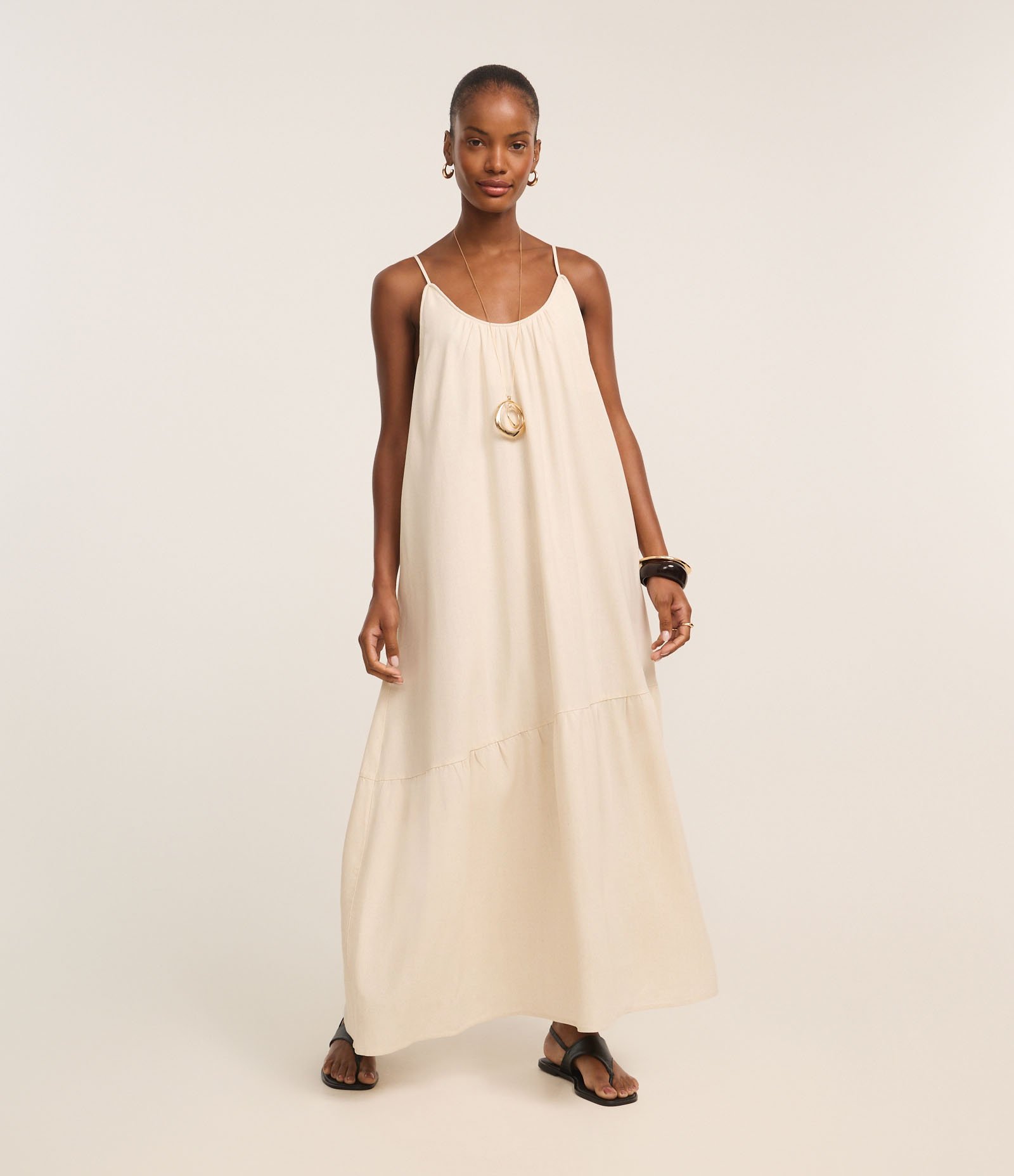 Vestido Midi em Viscolinho com Alças Finas Bege 2