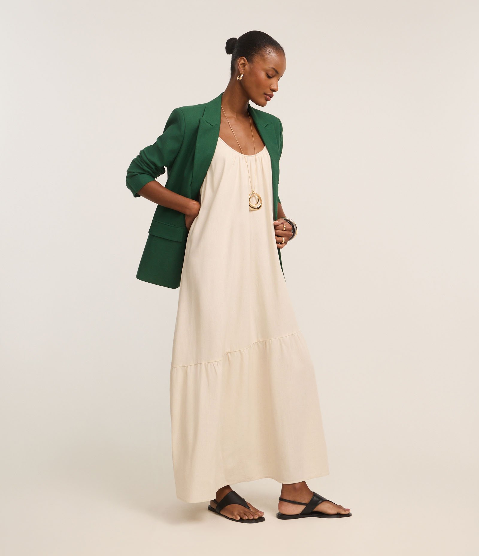 Vestido Midi em Viscolinho com Alças Finas Bege 5