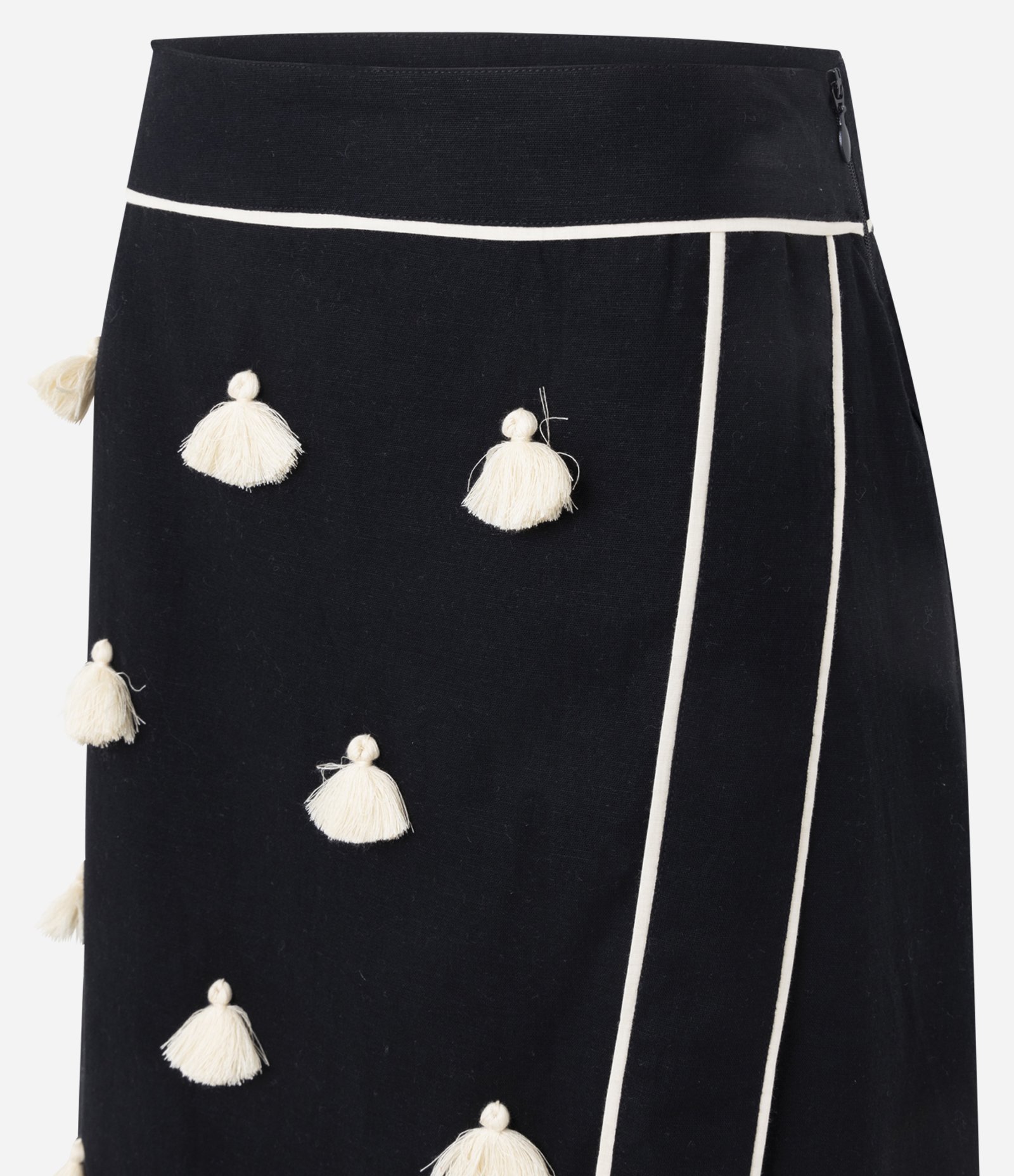 Saia Reta Midi em Cambraia com Tassels e Viés Contrastante Preto 6
