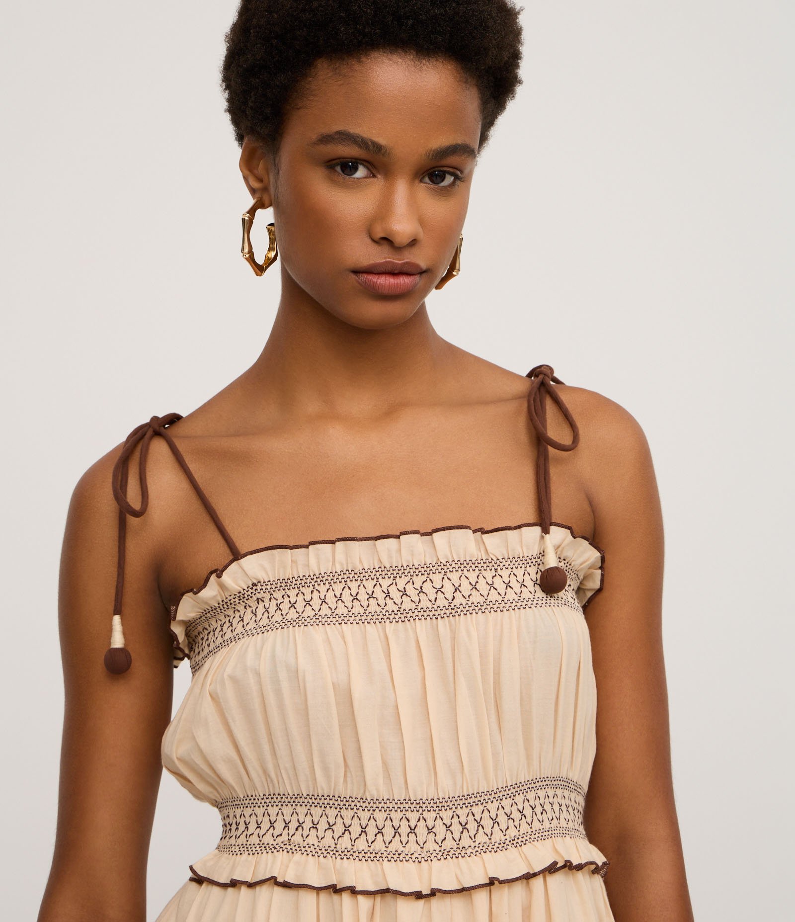 Vestido Longo em Algodão com Bordado e Lastex no Busto Bege 3