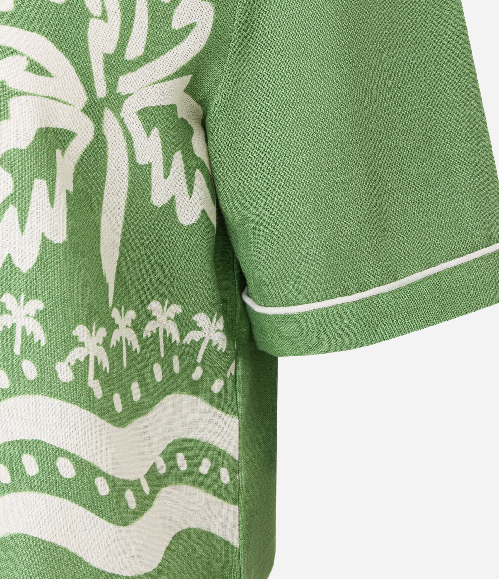 Blusa Curta em Viscolinho com Estampa de Folhagem Verde 6