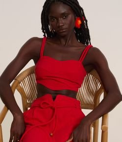 Blusa Cropped em Viscolinho com Alça Dupla e Decote Coração