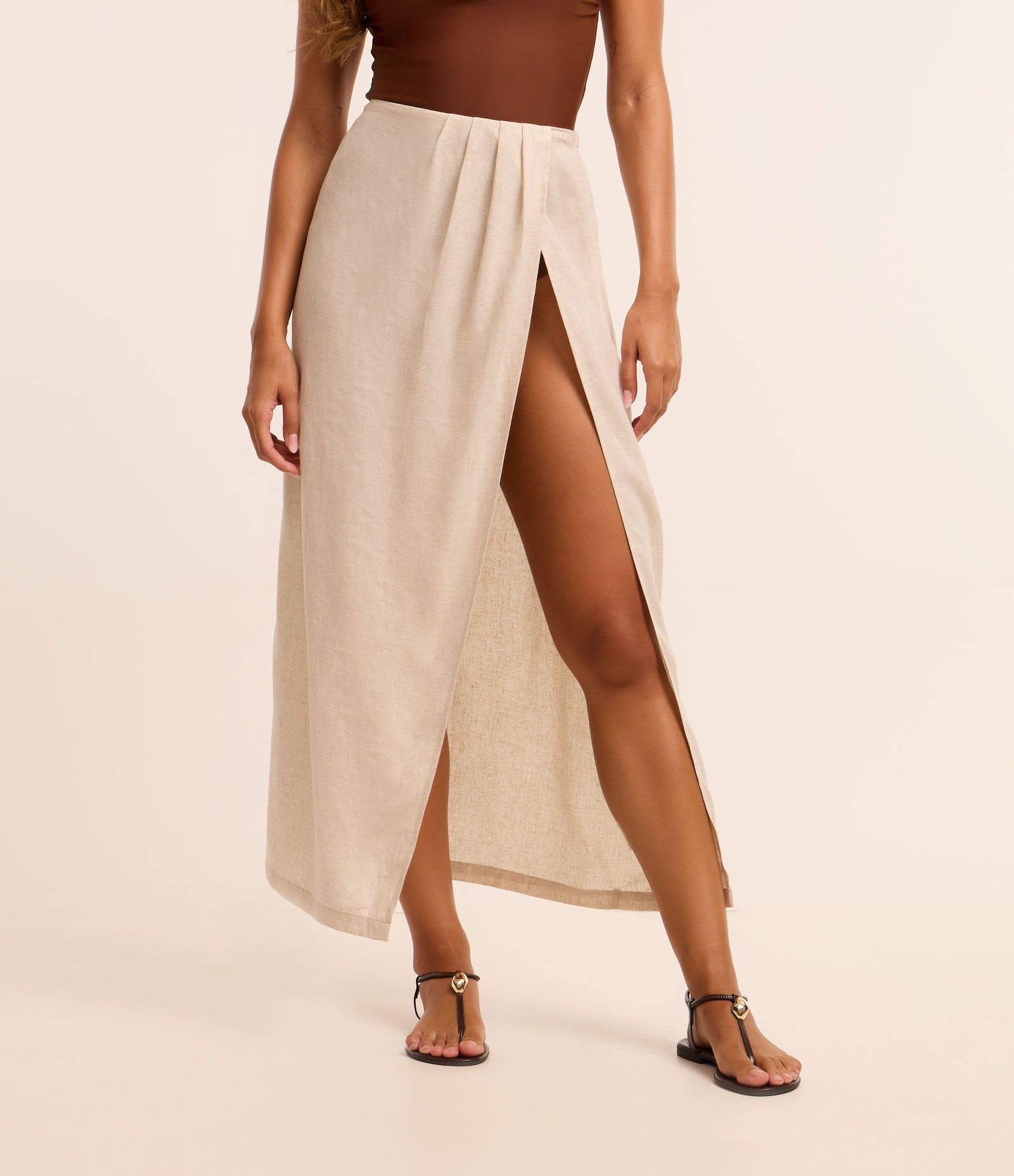 Saída de Praia Saia Longa em Viscolinho com Fenda Bege 2