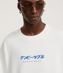 Camiseta Oversizdd em Algodão com Estampa Lettering Unbeatable