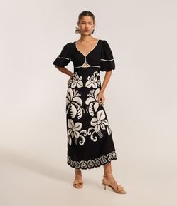 Vestido Evasê em Viscolinho com Estampa Coqueiros e Flores