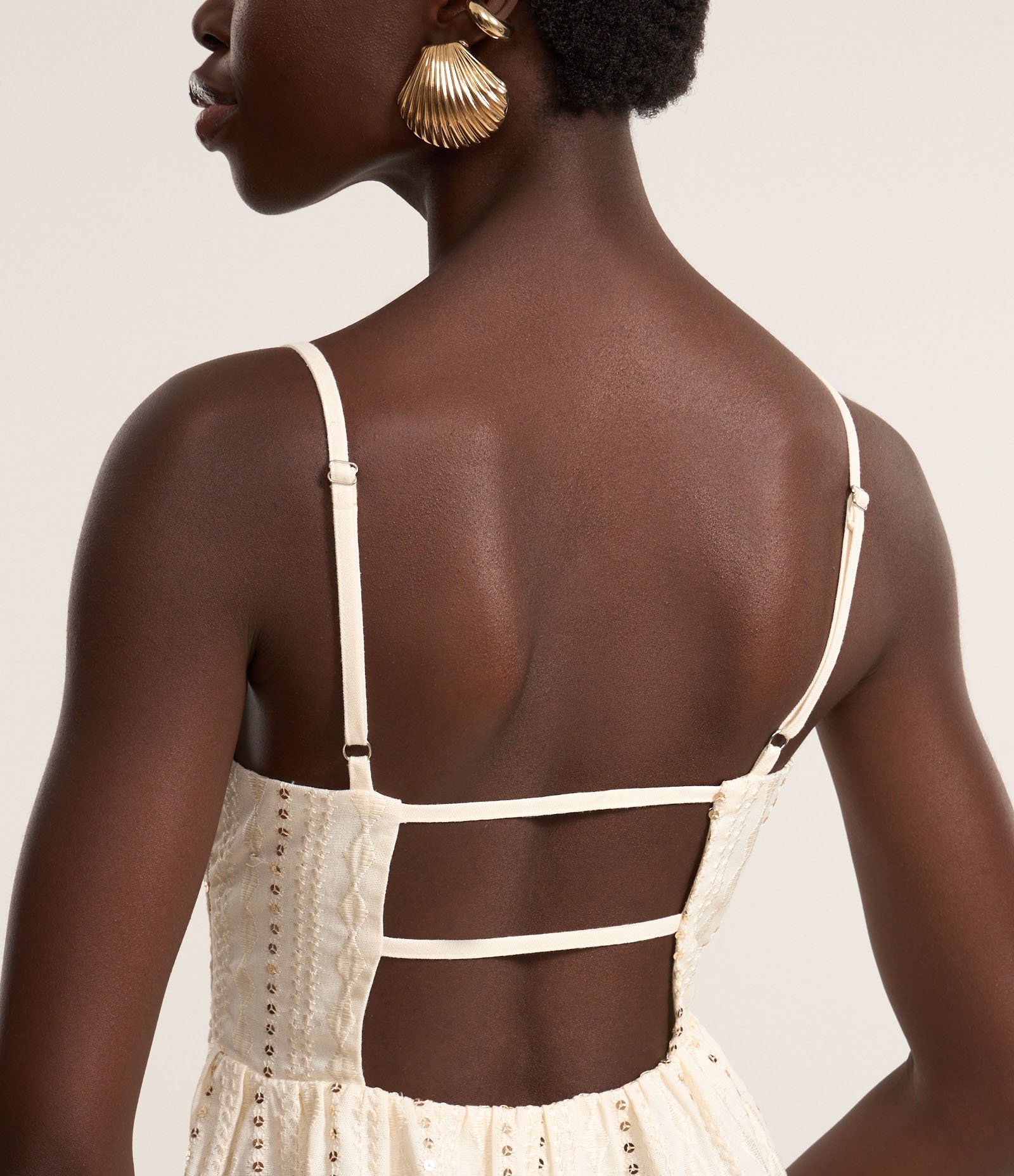 Vestido Long Midi Evasê em Paetê com Decote Enviezado Branco 4