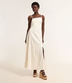 Vestido Long Midi Evasê em Paetê com Decote Enviezado