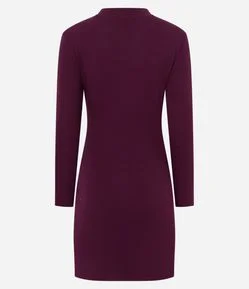 Vestido Curto em Suedine com Gola Alta