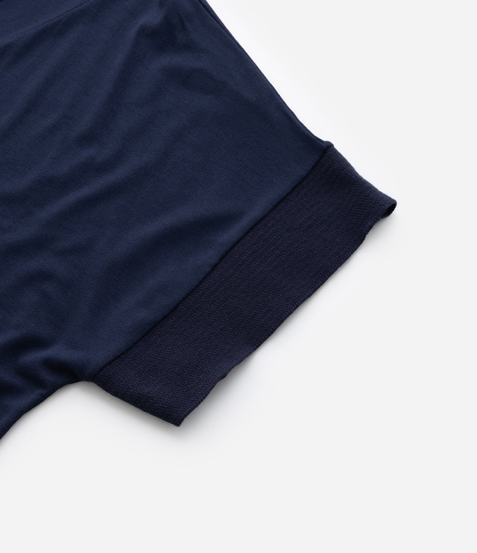 Blusa em Crepe com Decote V Curve & Plus Size Azul 6