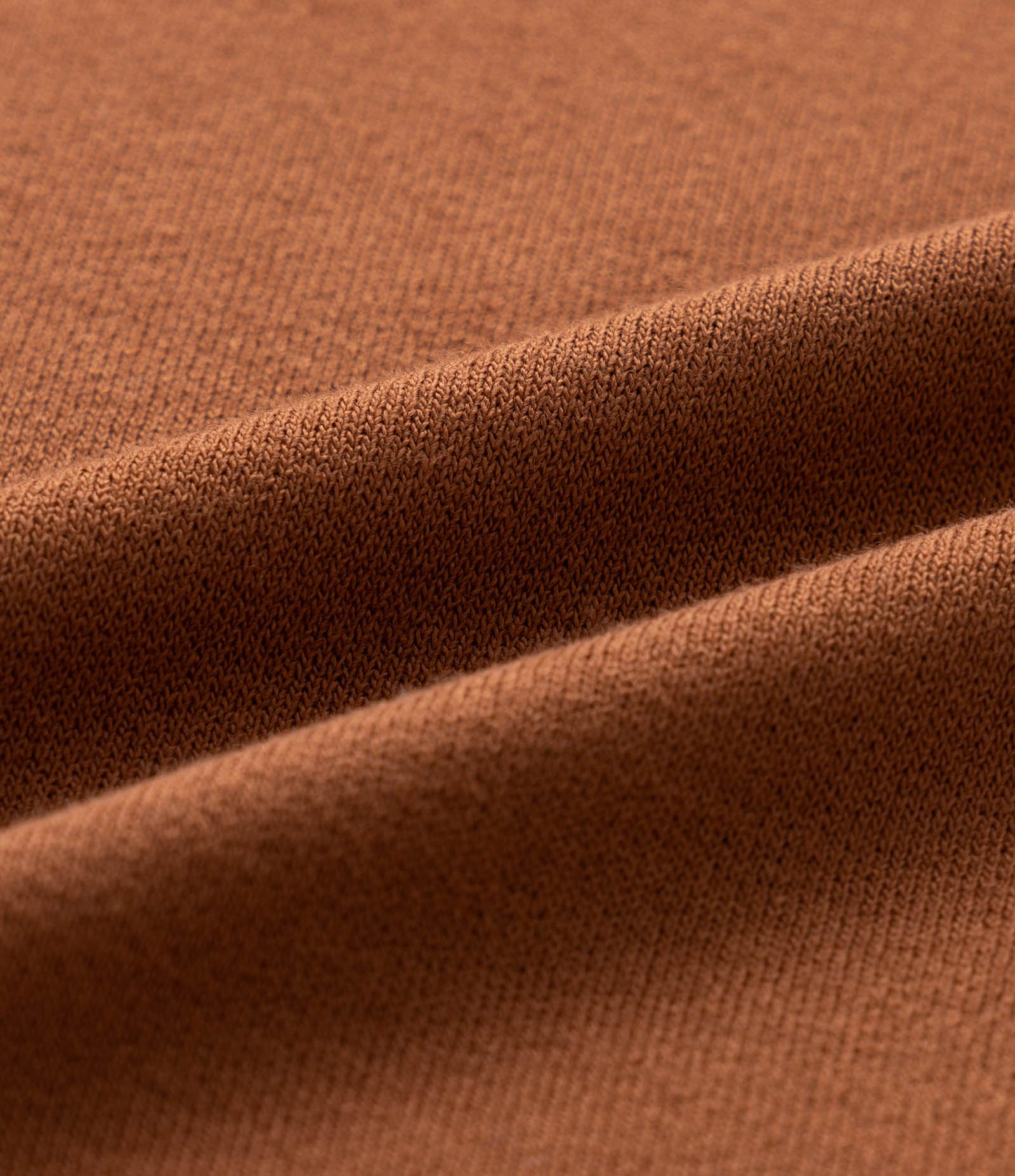 Blusa em Crepe com Decote V Curve & Plus Size Marrom 5