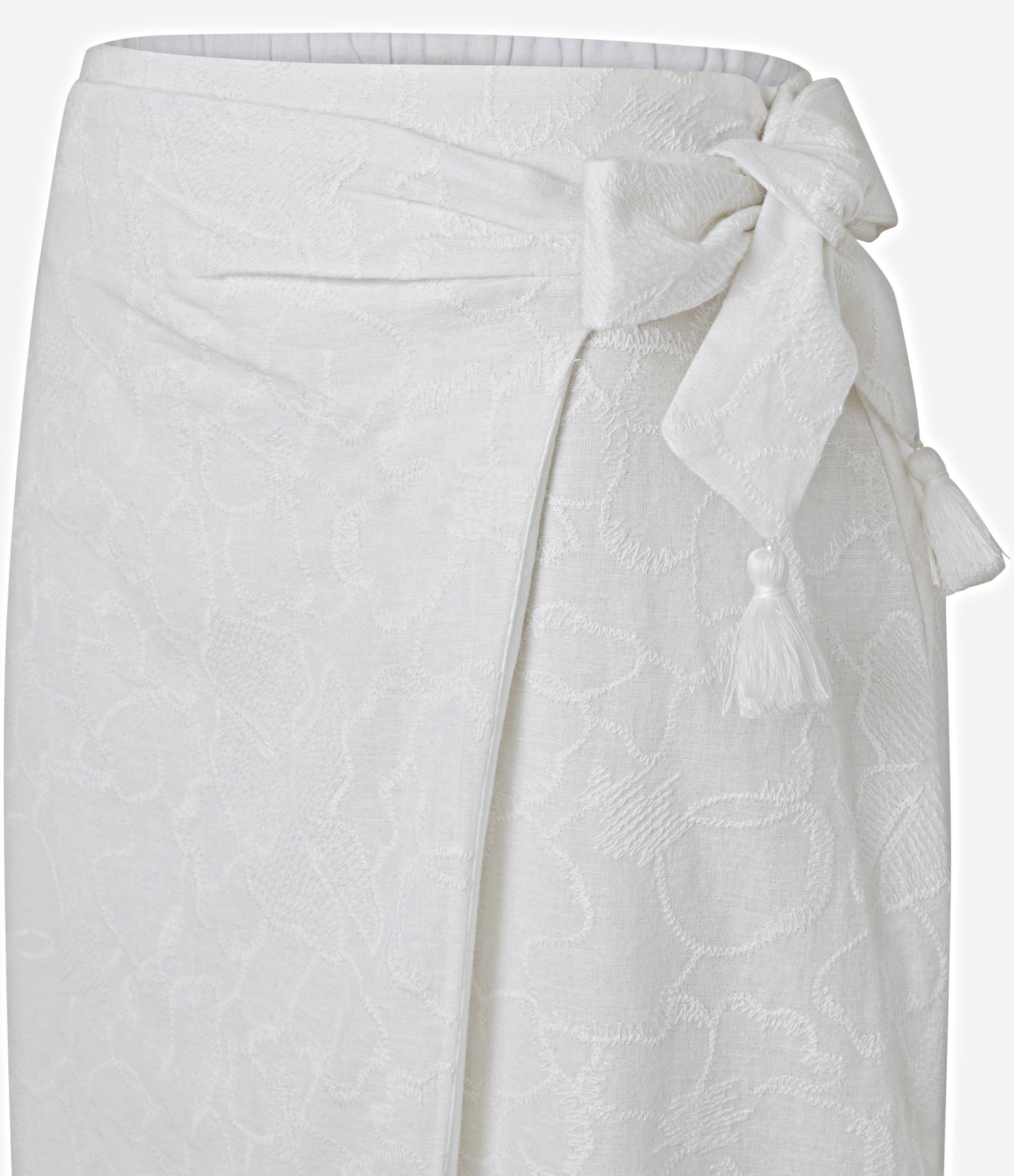 Saia Reta Midi em Laise com Amarração e Bordados Off White 6