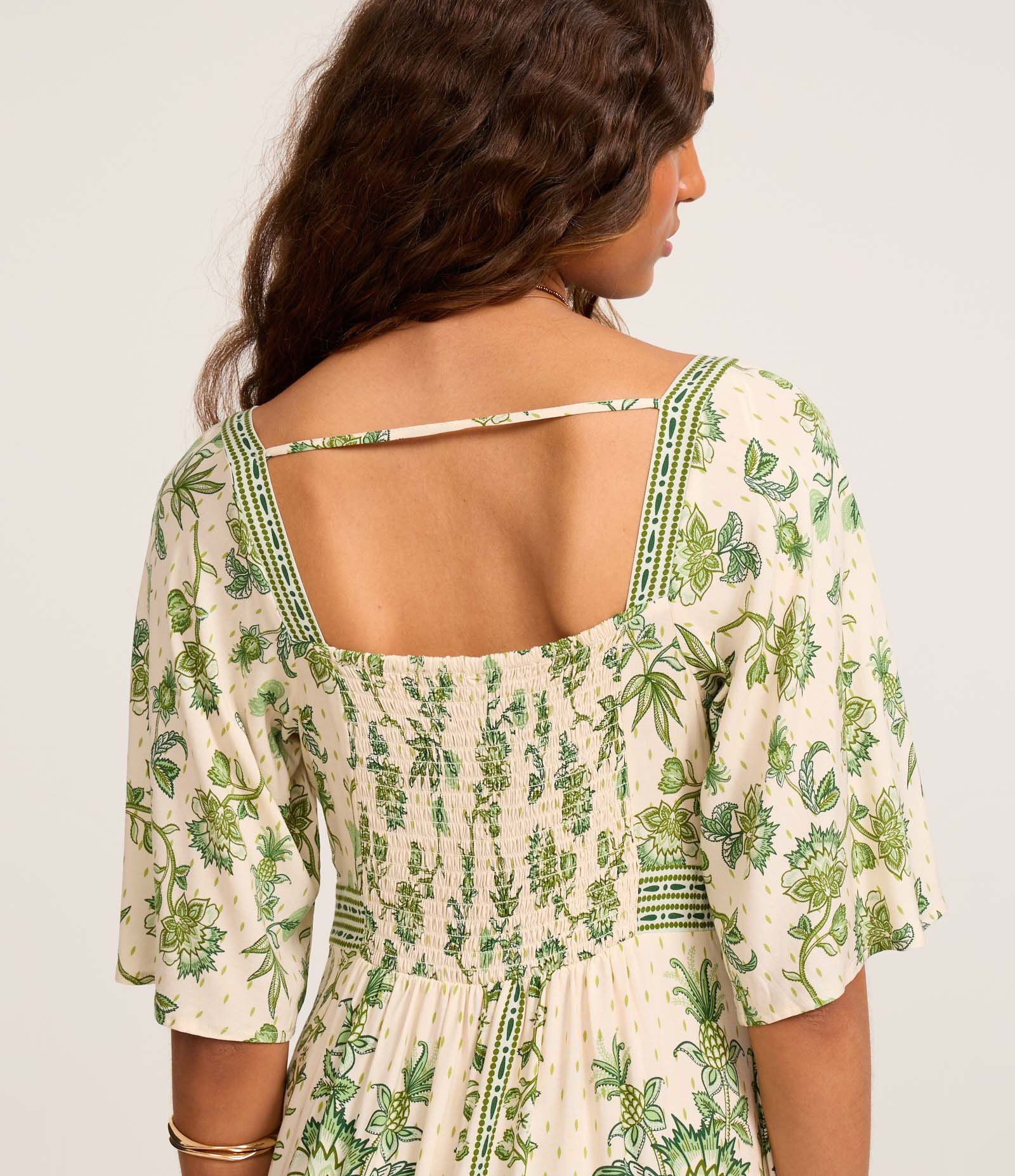 Vestido Evasê Longo em Chalis com Estampa Floral Bege 5