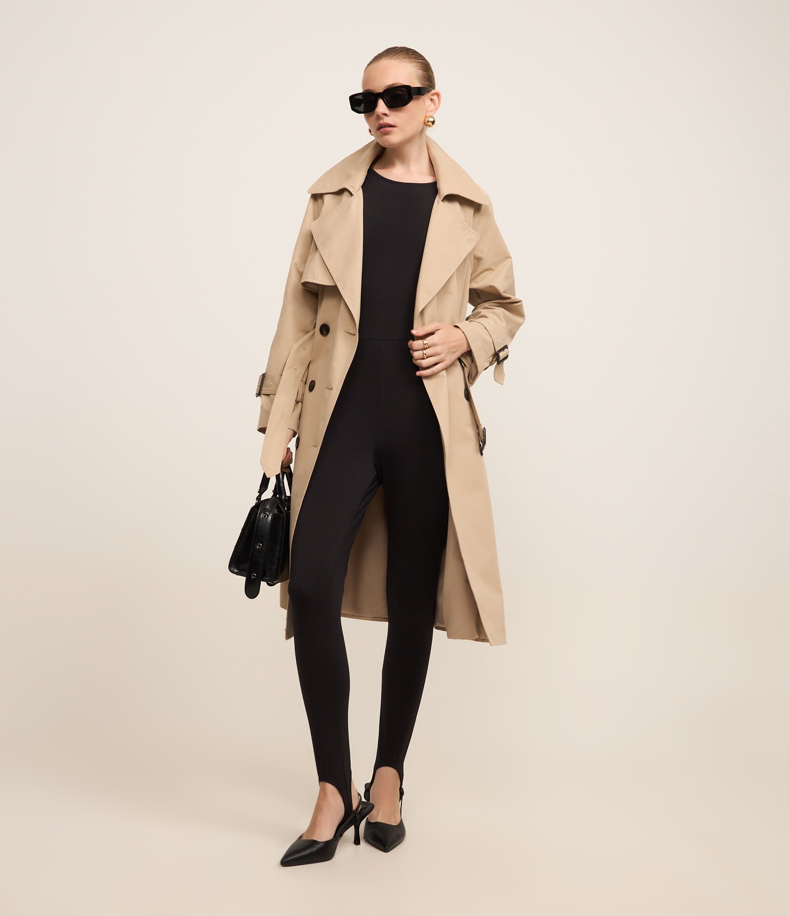 Macacão Legging em Helanca com Pézinho Preto 3