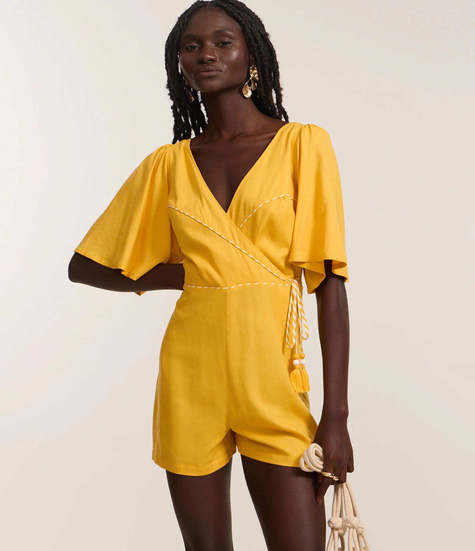 Macaquinho em Viscolinho com Transpasse e Amarração Amarelo 1