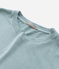 Blusa Básica Estonada Curve & Plus Size