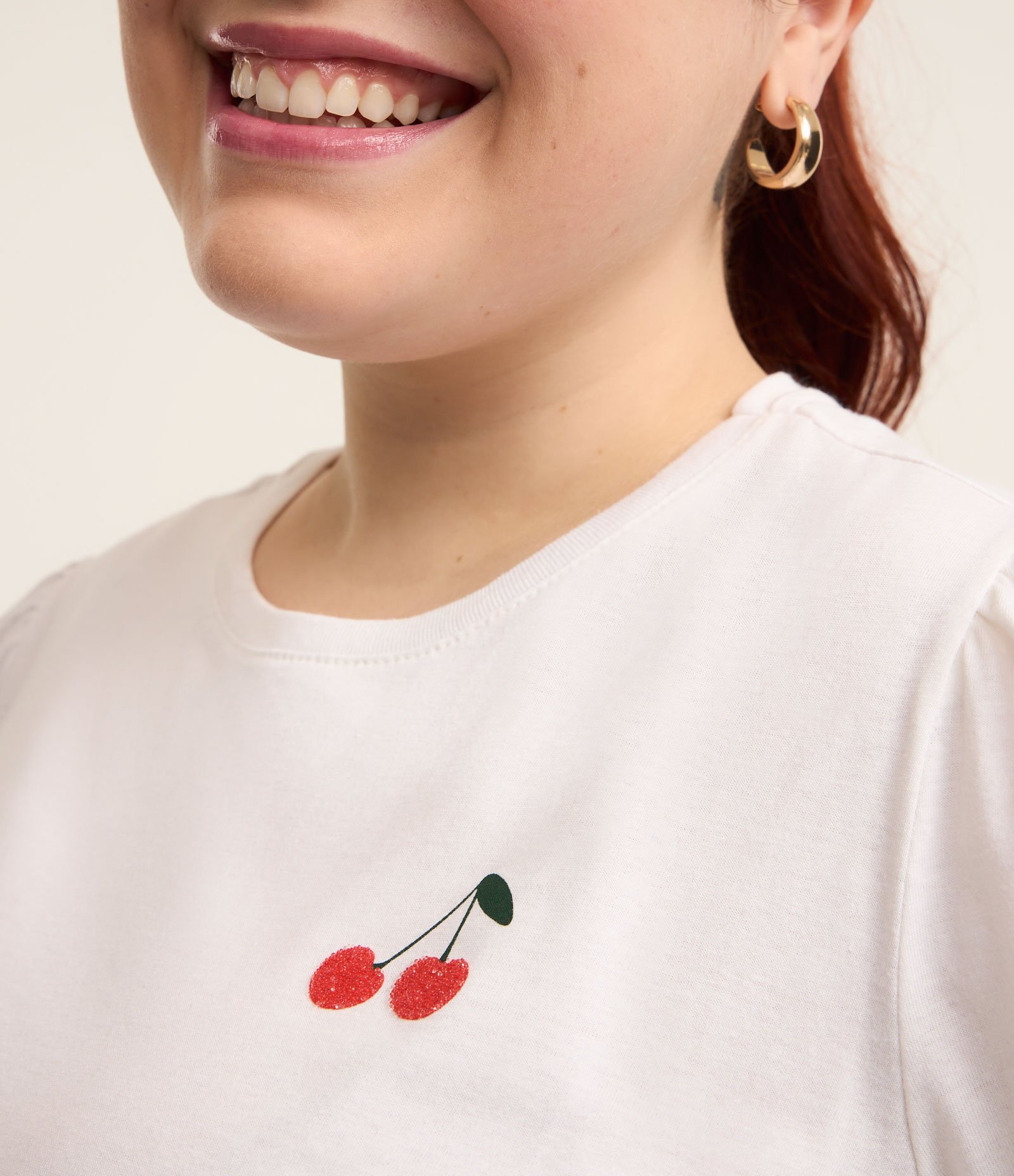 Blusa com Manga Bufante e Cerejinhas Curve & Plus Size Branco 2