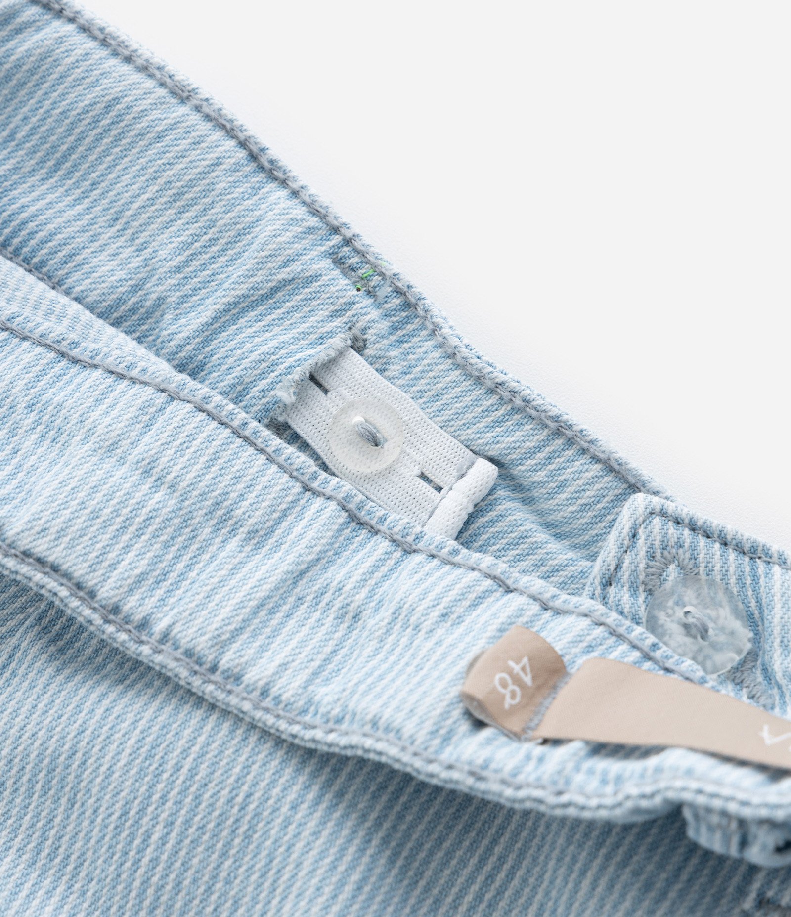 Calça Reta em Jeans com Fio Tinto Curve & Plus Size Azul 8