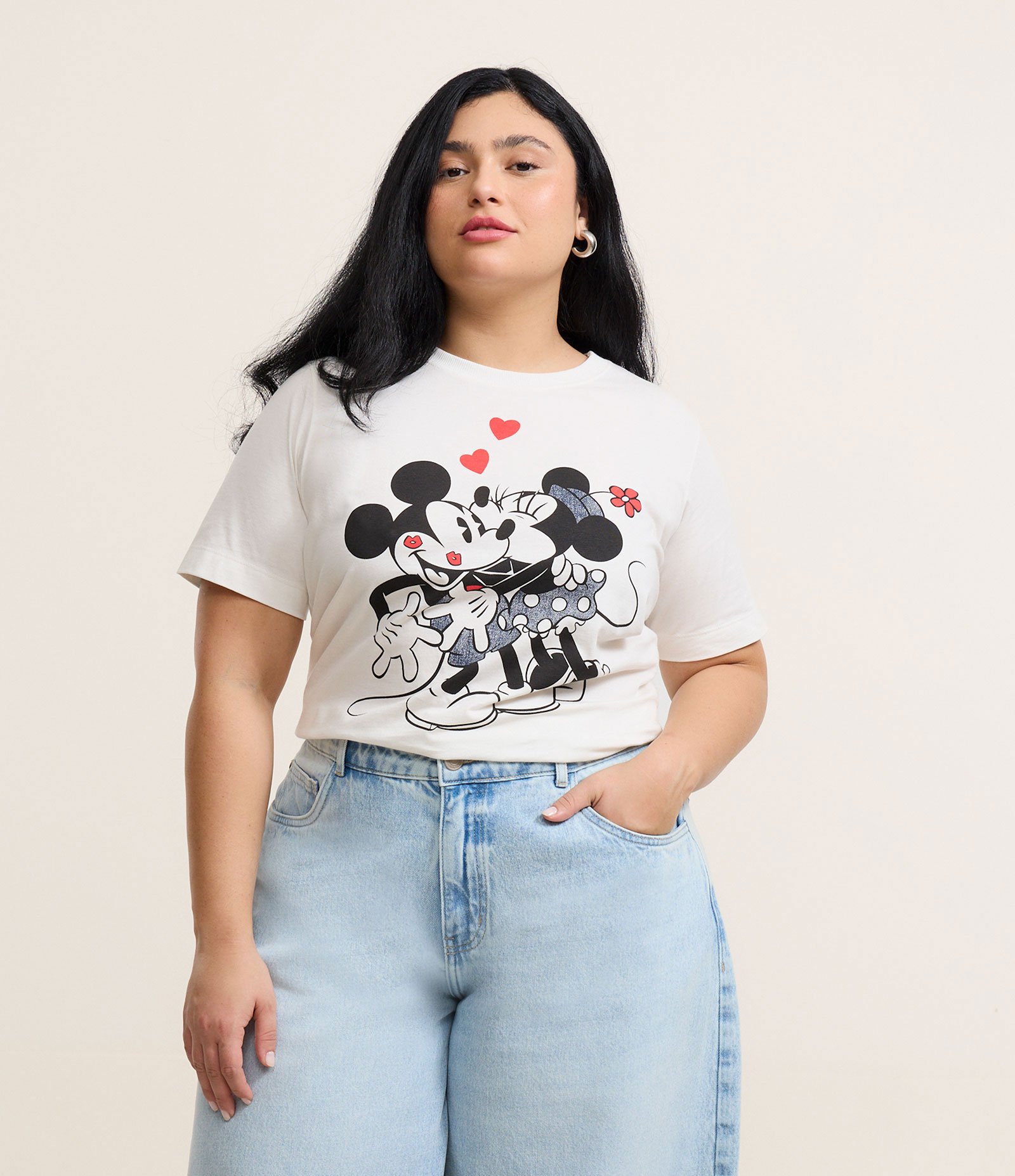 Camiseta em Algodão Estampa Mickey e Minnie Curve & Plus Size Branco 2
