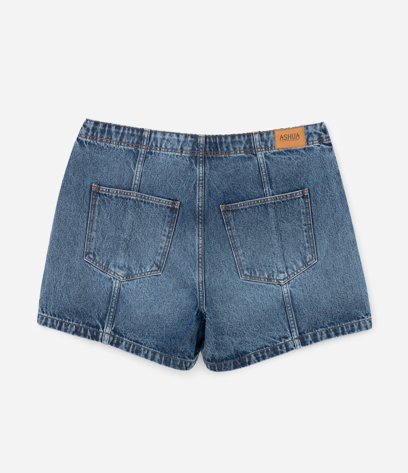 Short Jeans com Recortes e Bolso Frontais Curve & Plus Size Azul 8