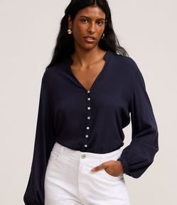 Camisa em Viscose com Gola Padre e Botões