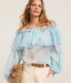 Blusa Ombro a Ombro em Voal com Estampa Tropical Degradê