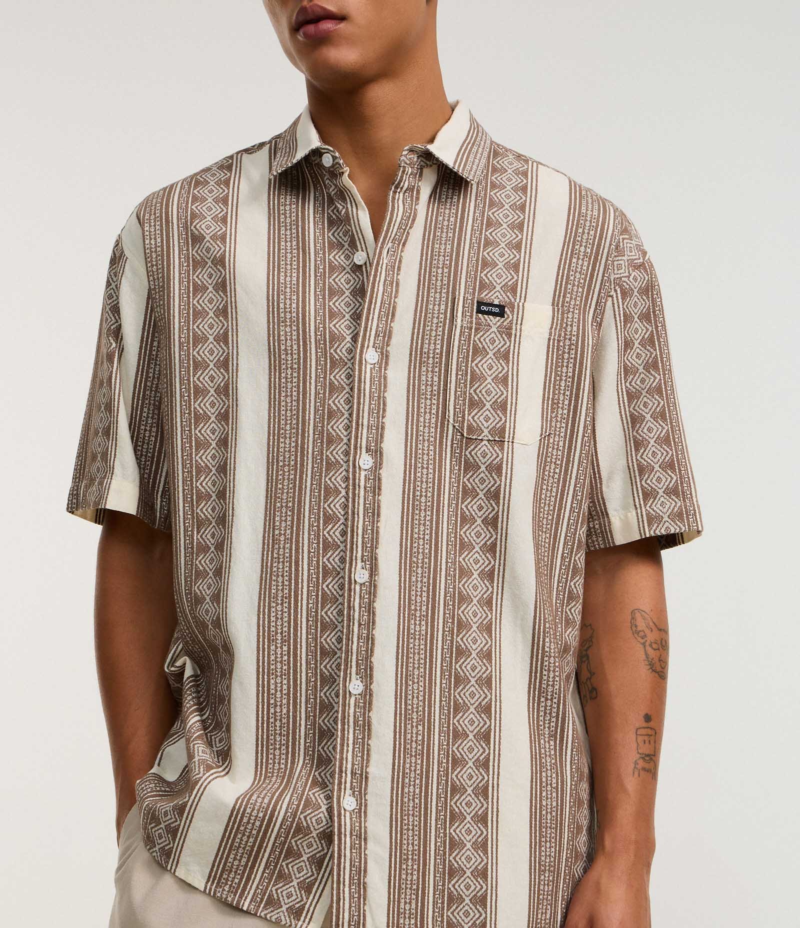 Camisa Relaxed em Jacquard com Estampa Étnica Marrom 3