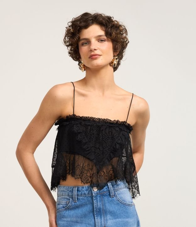 Blusa Cropped em Tule com Detalhe em Renda