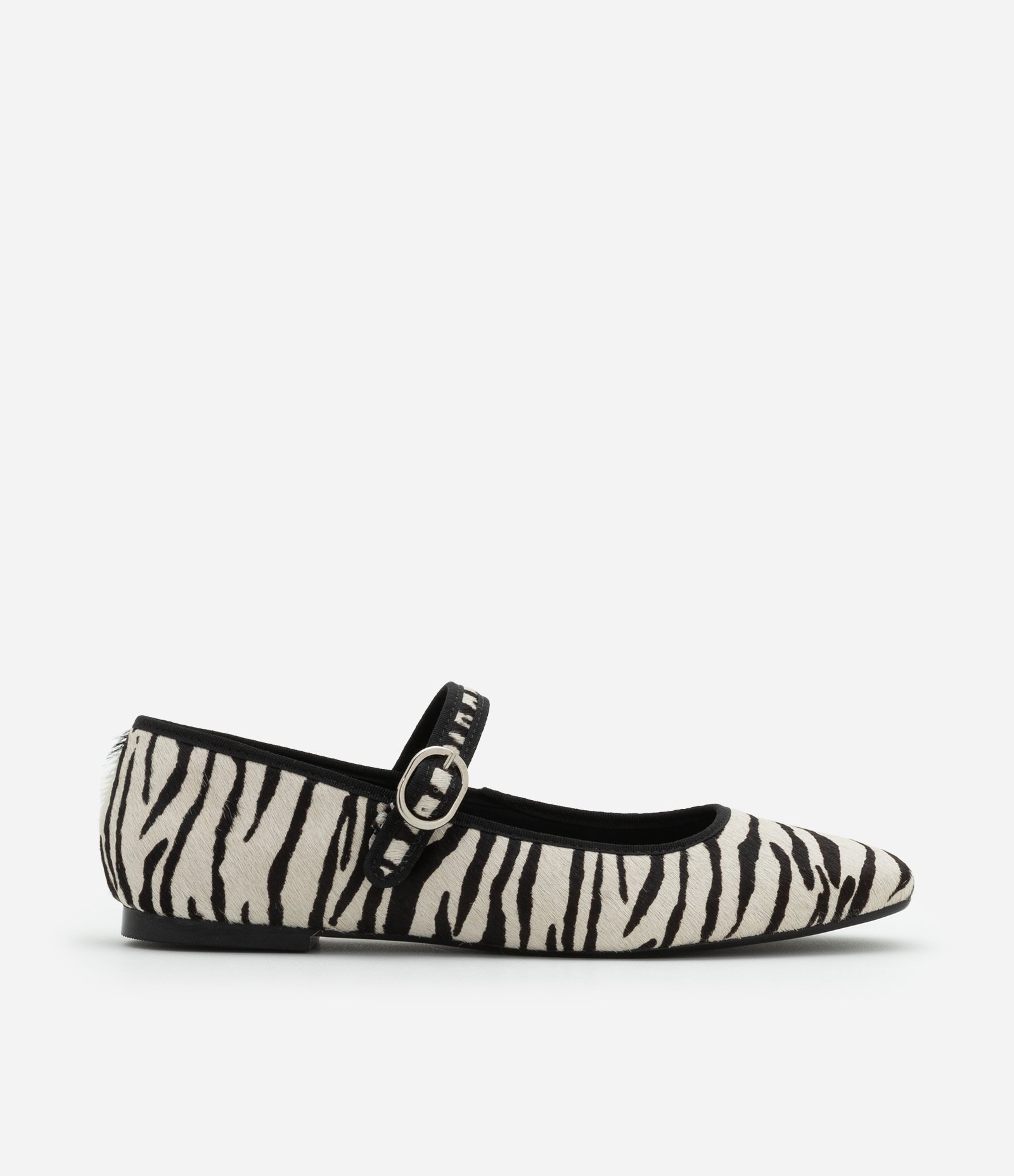 Sapatilha de Couro com Estampa de Zebra Texturizada Preto/Branco 2