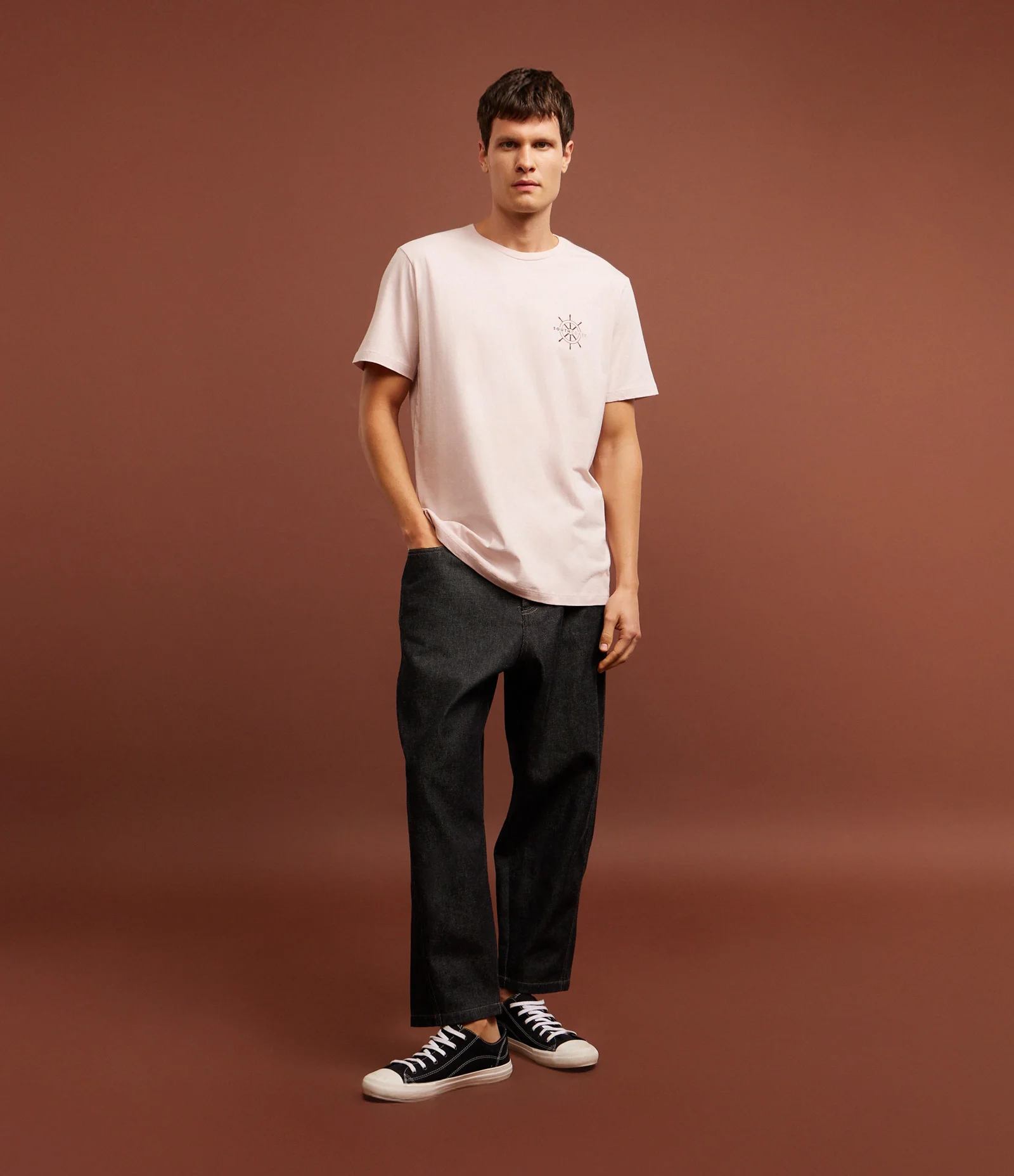 Camiseta Comfort em Algodão com Estampa de Leme Rosa 2