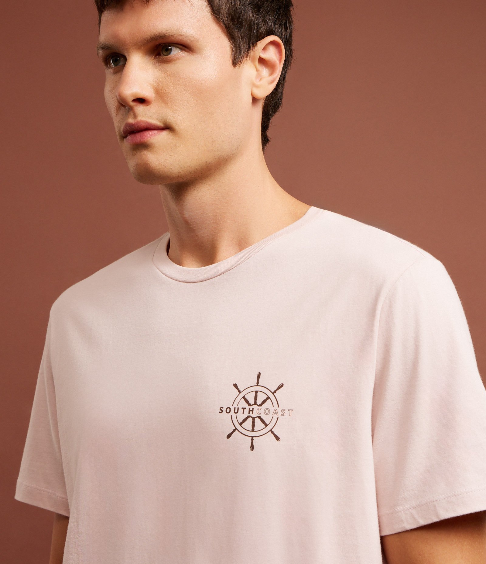 Camiseta Comfort em Algodão com Estampa de Leme Rosa 4