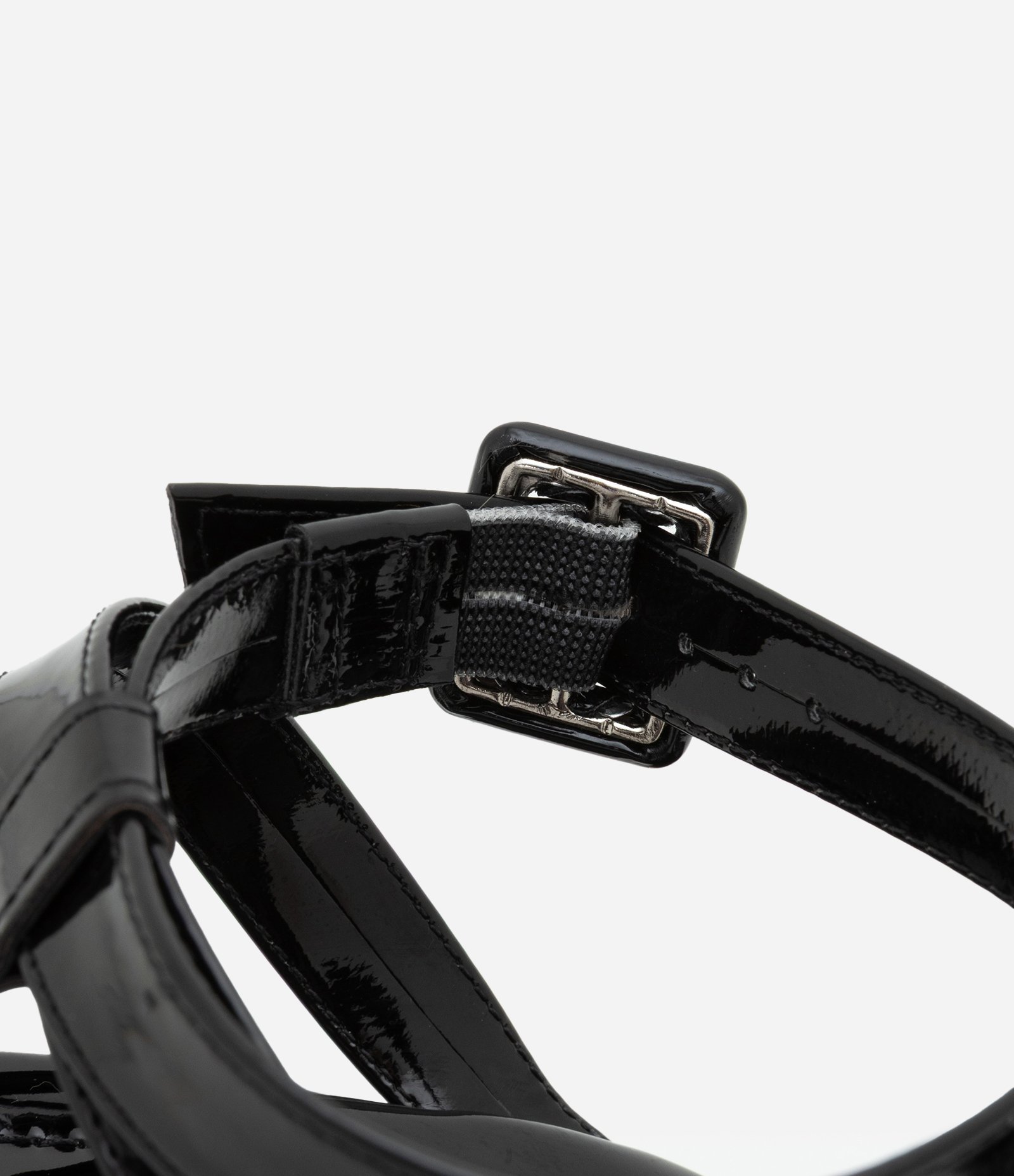 Sandália Anabela em Verniz com Tiras Sobrepostas Preto 3