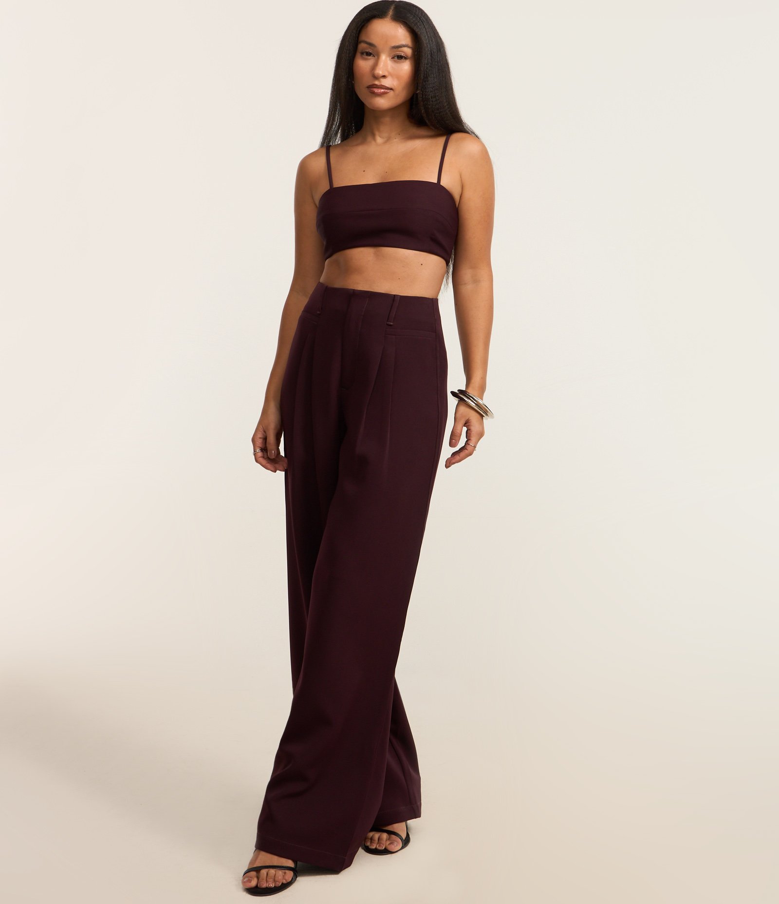 Blusa Cropped em Alfaiataria com Zíper nas Costas Vinho 2