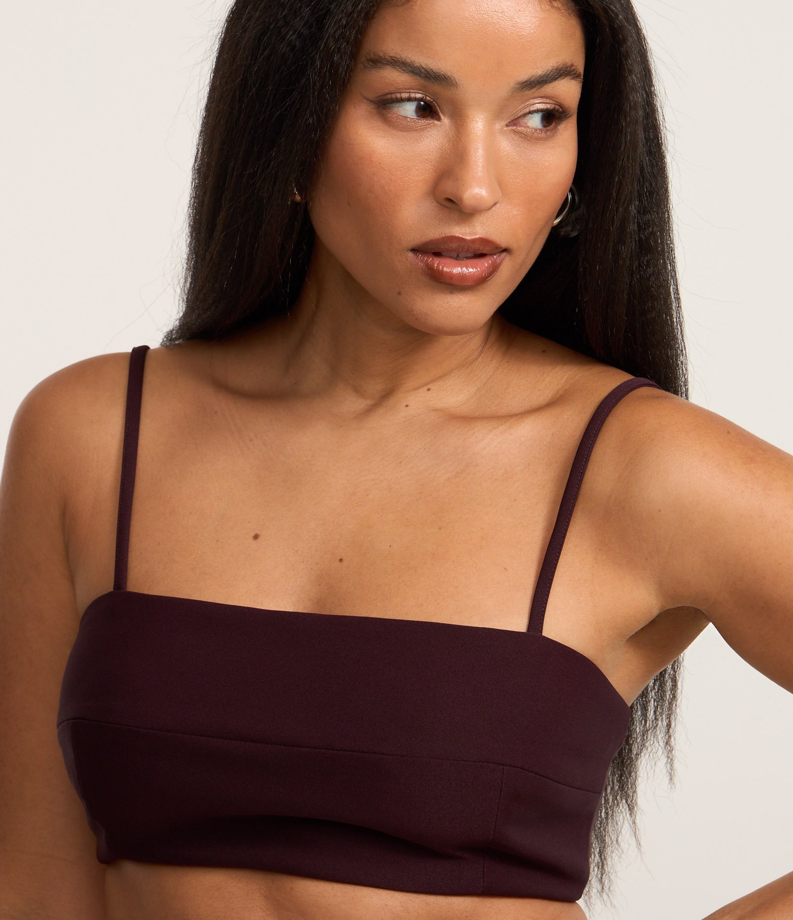 Blusa Cropped em Alfaiataria com Zíper nas Costas Vinho 3