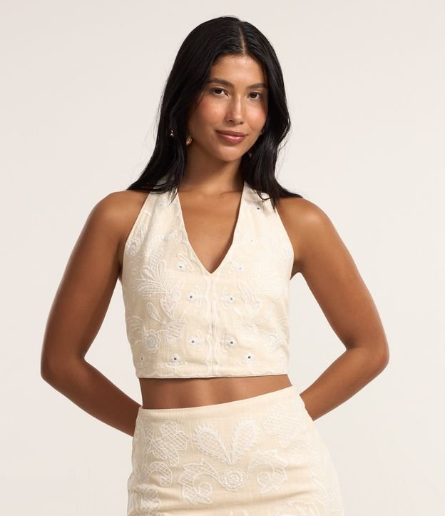Blusa Cropped Frente Única em Algodão com Bordado Floral