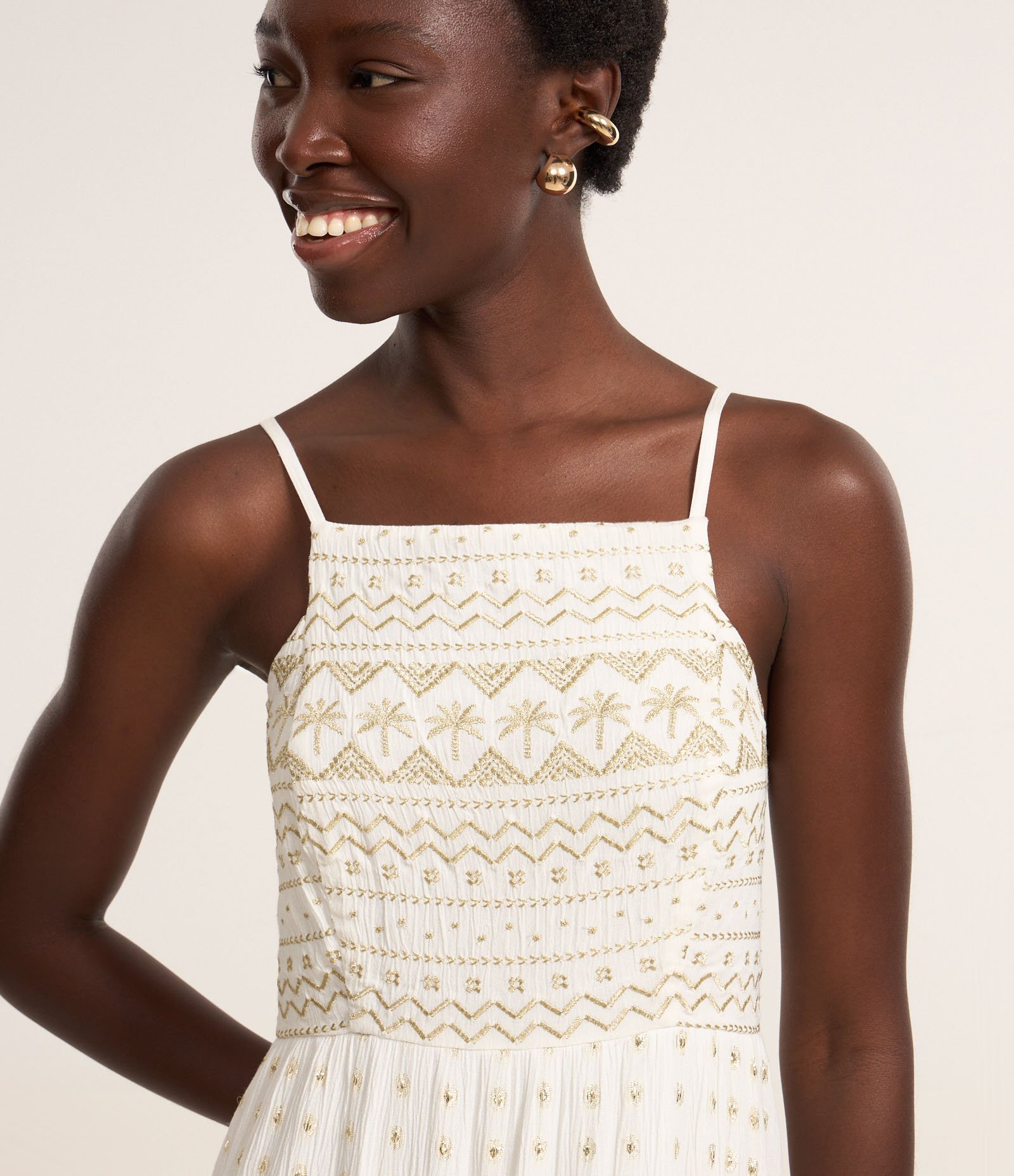 Vestido Longo em Crepe com Bordados Metalizados Branco 3