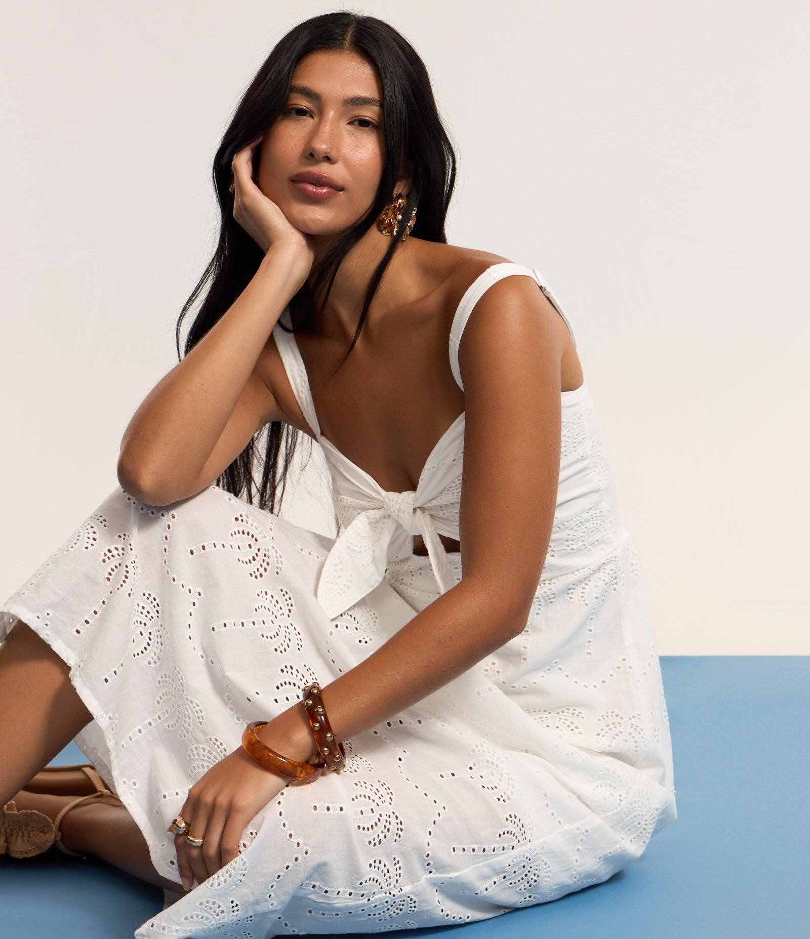 Vestido New Midi com Nózinho Frontal e Estampa Tropical Branco 6