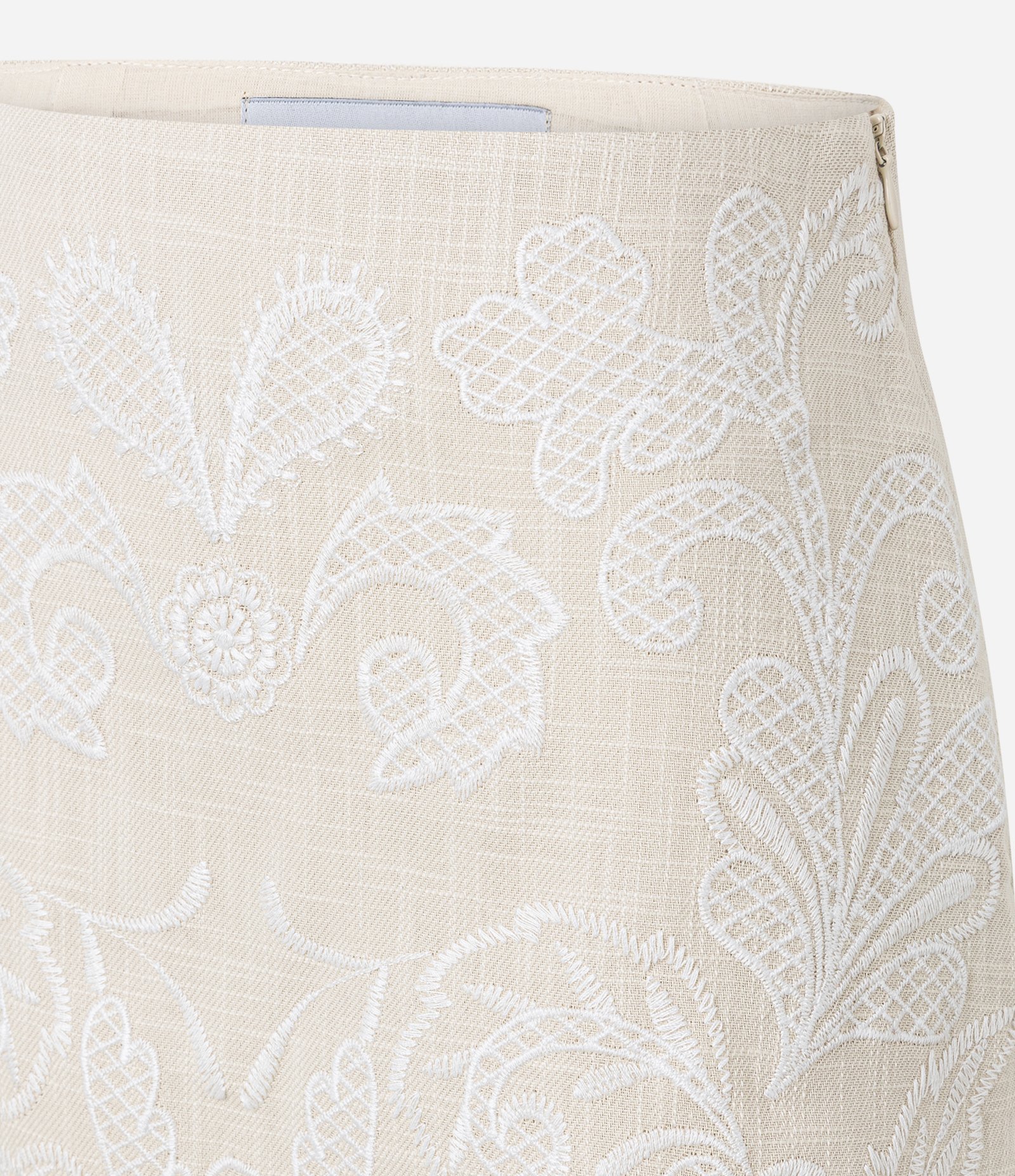 Saia Reta Ajustada com Efeito Linho e Bordado Paisley Bege 6