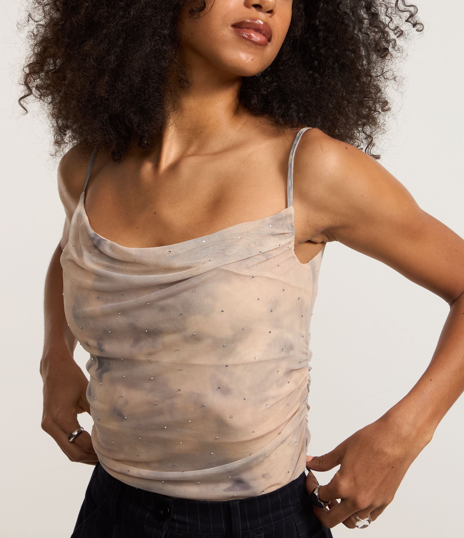 Blusa em Tule Drapeado com Estampa Manchada Bege 3