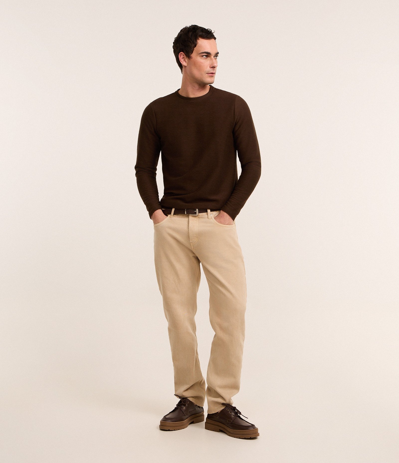 Camiseta com Textura Canelada Marrom 2