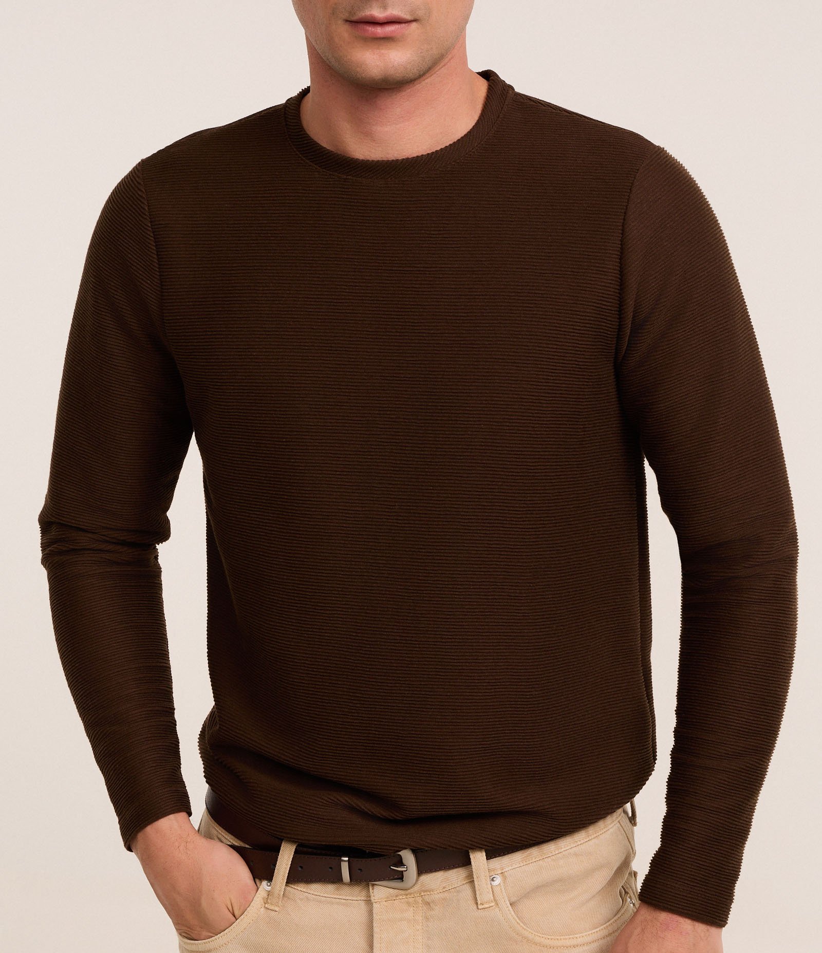 Camiseta com Textura Canelada Marrom 3