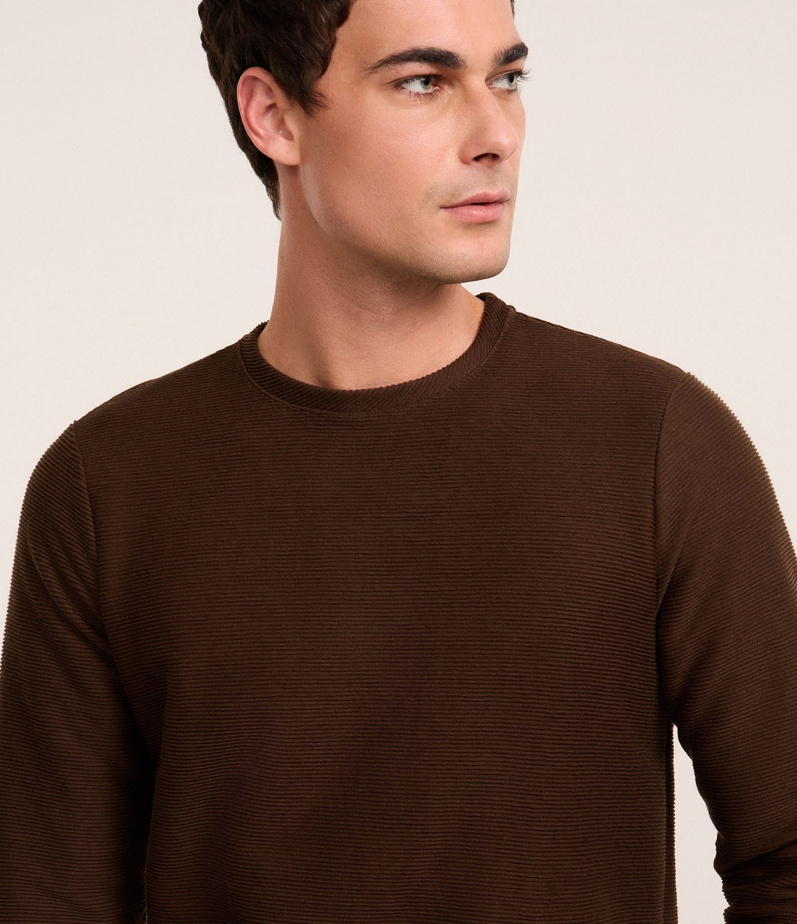 Camiseta com Textura Canelada Marrom 5