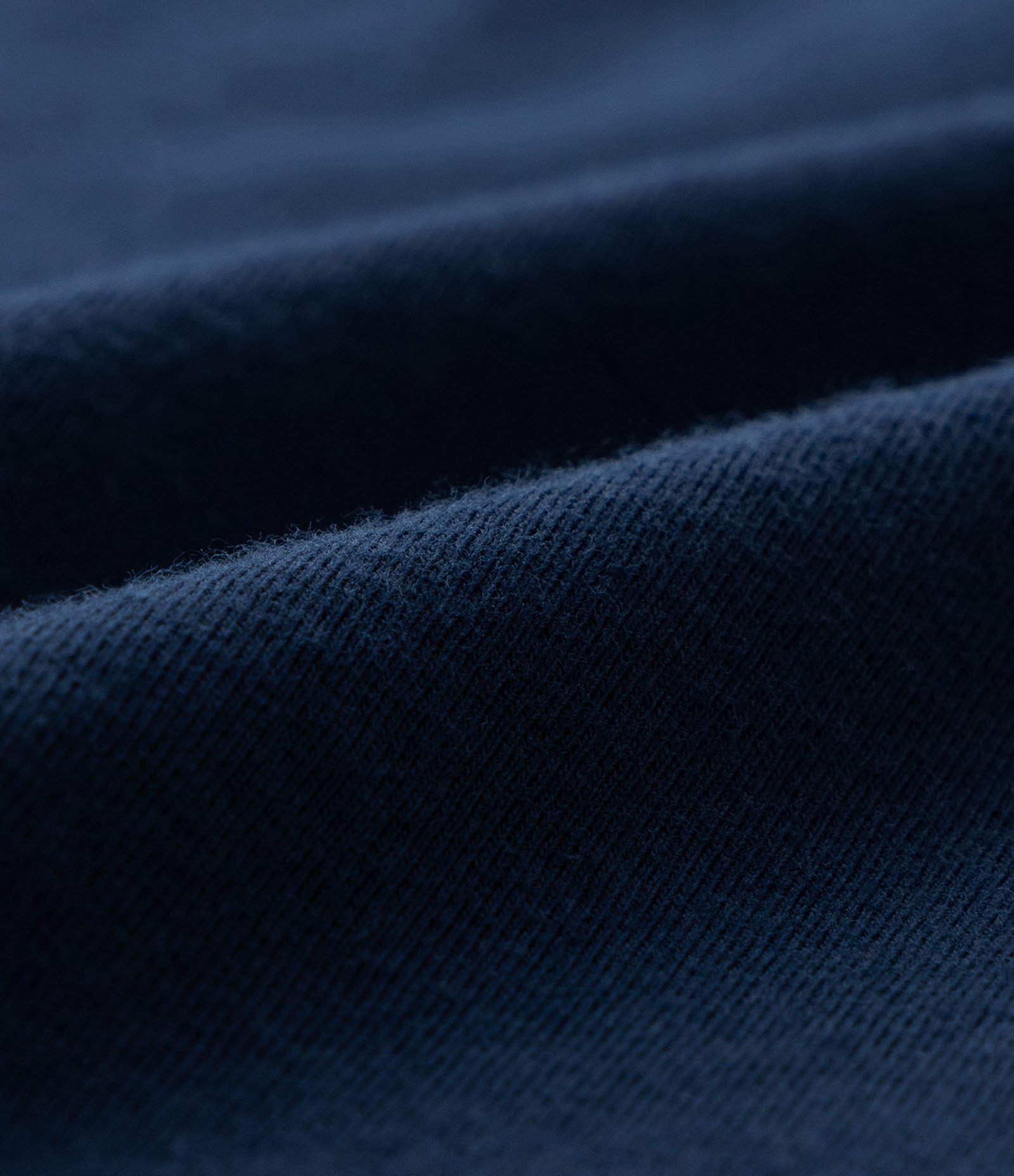 Camiseta em Algodão com Gola V Curve & Plus Size Azul Marinho 5