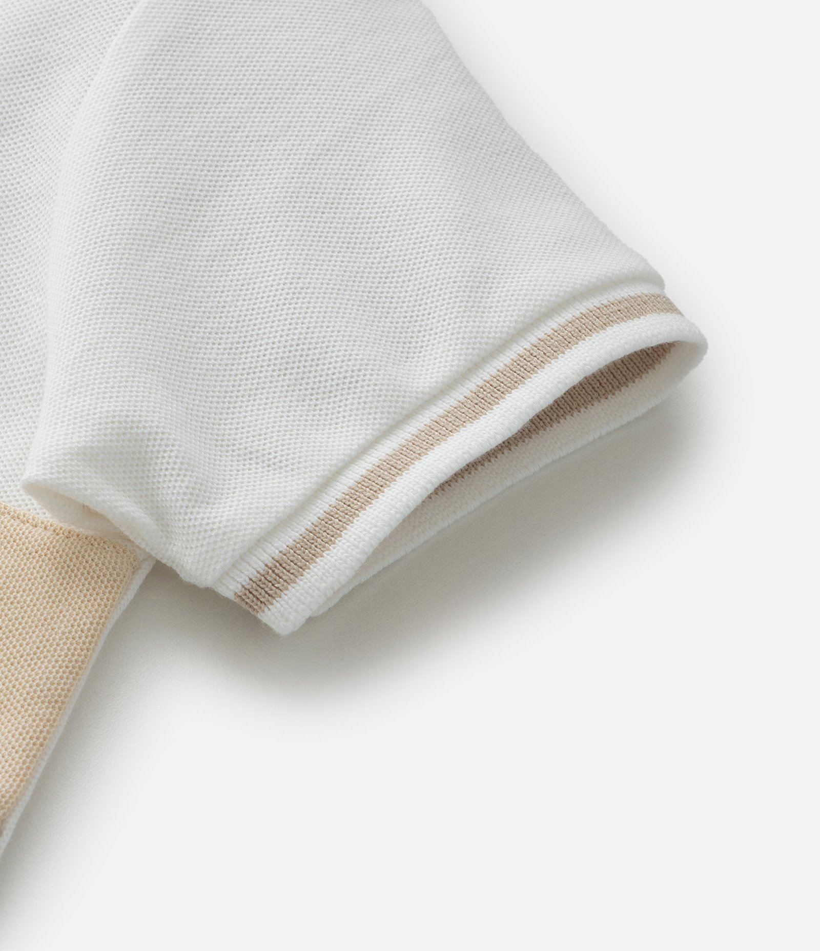 Conjunto Infantil em Piquet com Gola Polo - Tam 1 a 6 Anos Branco/Bege 6