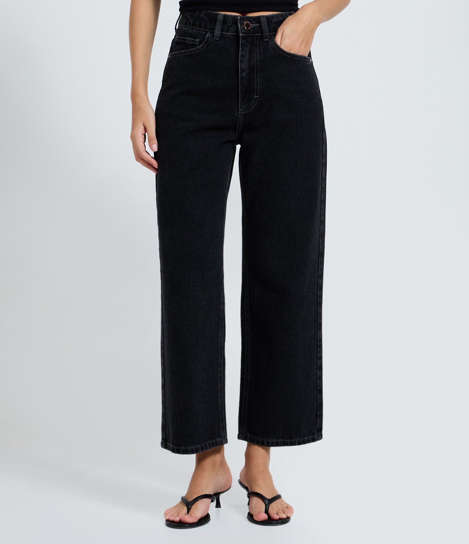 Calça Cropped Reta Jeans com Cintura Alta Preto 3