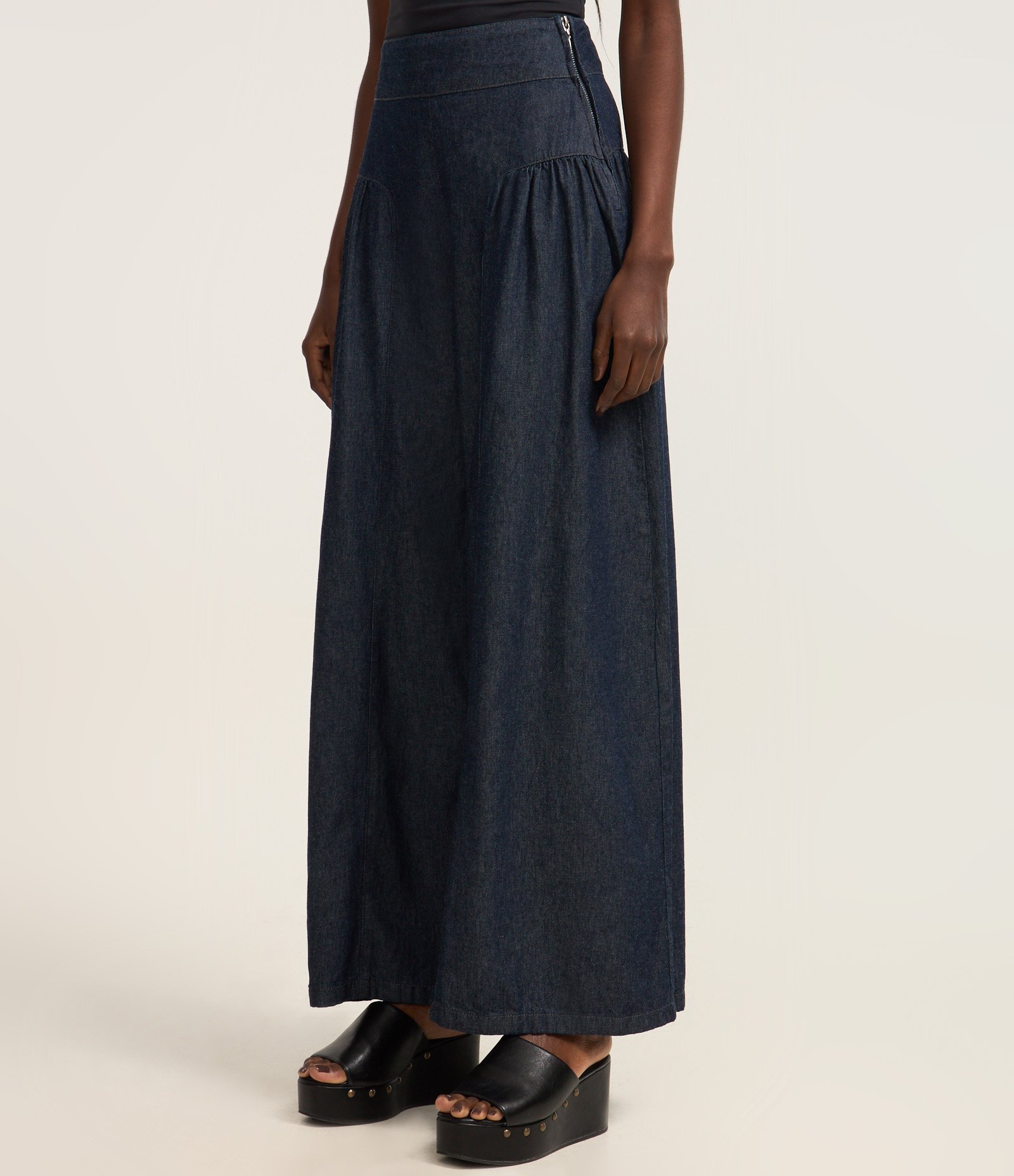 Calça Super Wide Leg em Jeans com Drapeados Azul Escuro 3