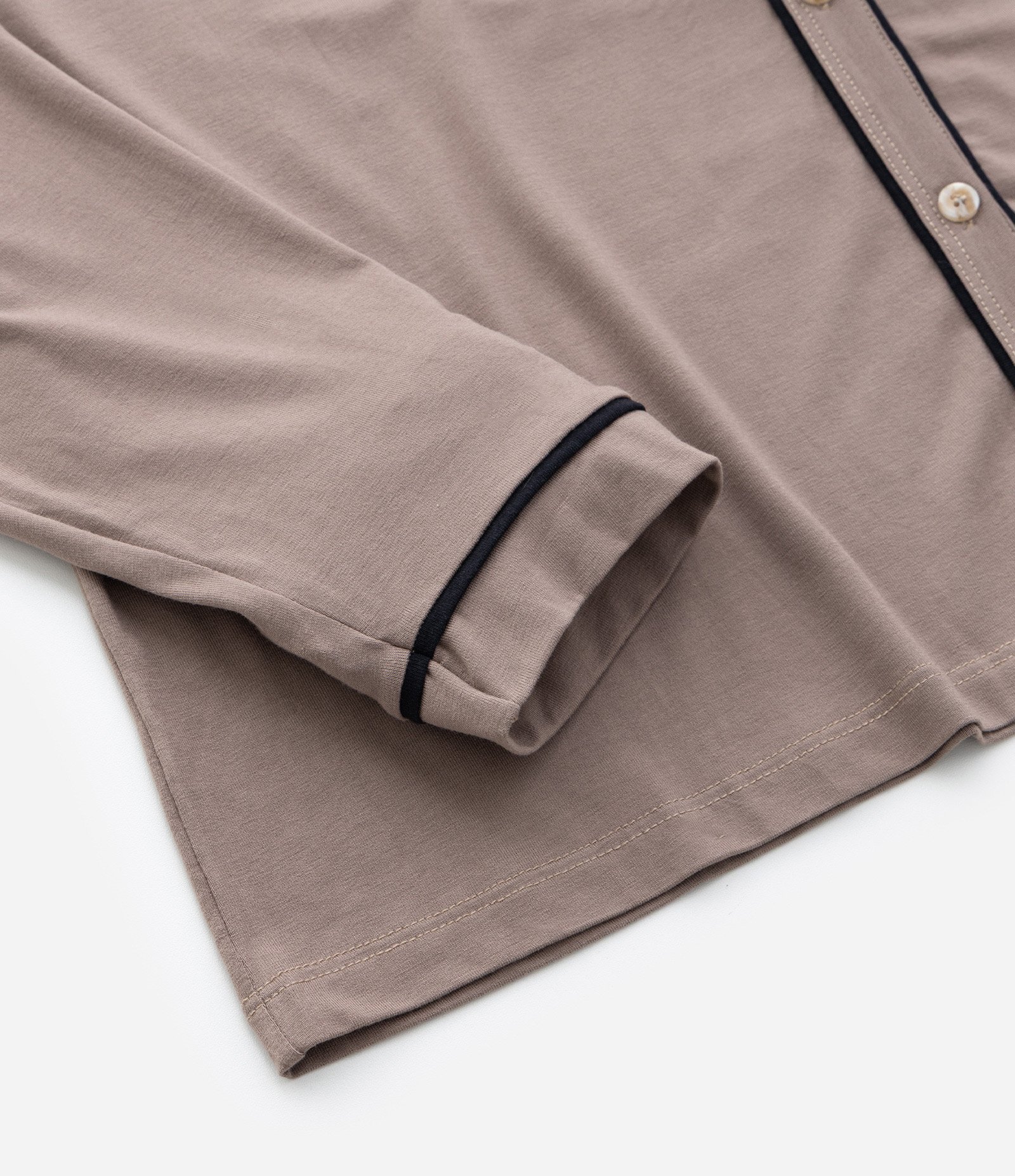 Pijama Longo Viscolycra Detalhes de Listras Curve & Plus Size Marrom 9